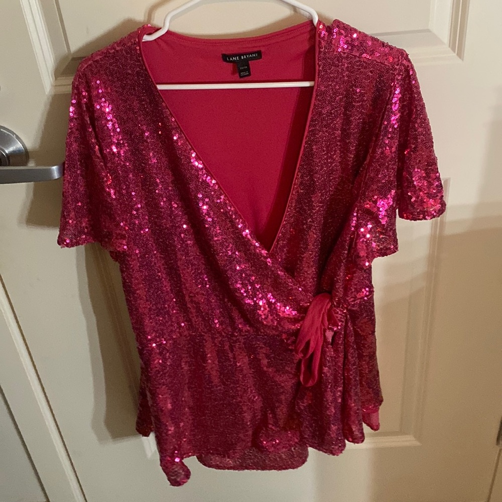 Shiny top